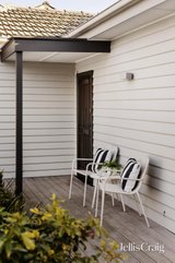 https://images.listonce.com.au/custom/160x/listings/17-joan-street-moorabbin-vic-3189/756/01977756_img_16.jpg?hNQShdxWLhg