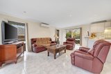 https://images.listonce.com.au/custom/160x/listings/17-jousting-place-glen-waverley-vic-3150/316/00244316_img_04.jpg?RaTT6I_bzMM