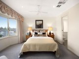 https://images.listonce.com.au/custom/160x/listings/17-justina-close-vermont-south-vic-3133/281/01684281_img_07.jpg?IG7F_CioBIw