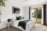 https://images.listonce.com.au/custom/160x/listings/17-katoomba-street-hampton-east-vic-3188/219/01199219_img_09.jpg?TQl7AOptWag