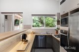 https://images.listonce.com.au/custom/160x/listings/17-kelvin-avenue-montmorency-vic-3094/247/01771247_img_04.jpg?nviRVmcR_jg
