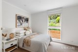 https://images.listonce.com.au/custom/160x/listings/17-kelvin-avenue-montmorency-vic-3094/247/01771247_img_12.jpg?HRHyUkPR5JM