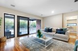 https://images.listonce.com.au/custom/160x/listings/17-kershaw-street-bentleigh-east-vic-3165/136/01124136_img_03.jpg?OLjXjf0bRxc