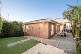 https://images.listonce.com.au/custom/160x/listings/17-kimberley-way-bulleen-vic-3105/164/01455164_img_14.jpg?8mkXAYW1fSo