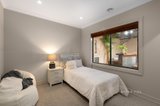 https://images.listonce.com.au/custom/160x/listings/17-kiora-avenue-doreen-vic-3754/218/01627218_img_09.jpg?DGqdDKMZYRw