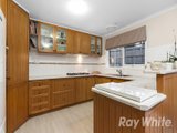 https://images.listonce.com.au/custom/160x/listings/17-kolonga-court-vermont-south-vic-3133/197/01660197_img_04.jpg?bjwYUKOcSWc
