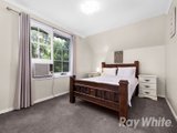 https://images.listonce.com.au/custom/160x/listings/17-kolonga-court-vermont-south-vic-3133/197/01660197_img_09.jpg?Vg9wBeu_Ukw