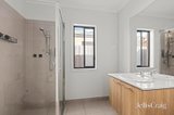 https://images.listonce.com.au/custom/160x/listings/17-lady-earl-crescent-ocean-grove-vic-3226/827/01973827_img_07.jpg?Ps3PeDnMTO4