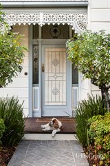 https://images.listonce.com.au/custom/160x/listings/17-lanark-street-brunswick-east-vic-3057/844/01922844_img_02.jpg?SCPuhvPHERQ