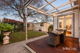 https://images.listonce.com.au/custom/160x/listings/17-lanark-street-brunswick-east-vic-3057/844/01922844_img_09.jpg?CexOVnoYFiU