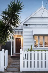 https://images.listonce.com.au/custom/160x/listings/17-langston-street-northcote-vic-3070/985/00928985_img_03.jpg?FPQT4Vj9QnA