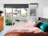 https://images.listonce.com.au/custom/160x/listings/17-laura-place-fitzroy-north-vic-3068/942/00966942_img_10.jpg?LxzlIdT3Xu0