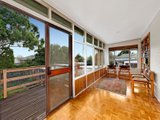 https://images.listonce.com.au/custom/160x/listings/17-leicester-street-balwyn-north-vic-3104/732/01684732_img_05.jpg?tveuANNnU00