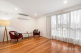 https://images.listonce.com.au/custom/160x/listings/17-leigh-road-croydon-vic-3136/530/01916530_img_02.jpg?fY0xjRTvnXQ