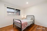 https://images.listonce.com.au/custom/160x/listings/17-leigh-road-croydon-vic-3136/530/01916530_img_07.jpg?TTXhskDEwVk