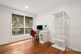 https://images.listonce.com.au/custom/160x/listings/17-leigh-road-croydon-vic-3136/530/01916530_img_08.jpg?f_YhiFUOqdw