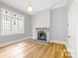 https://images.listonce.com.au/custom/160x/listings/17-liddiard-street-hawthorn-vic-3122/201/01942201_img_07.jpg?OPu2a9fFt-c