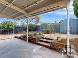 https://images.listonce.com.au/custom/160x/listings/17-liddiard-street-hawthorn-vic-3122/345/01570345_img_09.jpg?p8MPCfbTMAk