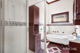 https://images.listonce.com.au/custom/160x/listings/17-lochinvar-street-pascoe-vale-south-vic-3044/130/01768130_img_11.jpg?jEC6QS02Hok