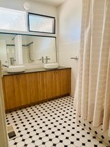 https://images.listonce.com.au/custom/160x/listings/17-lotus-crescent-mulgrave-vic-3170/940/01984940_img_13.jpg?eBNm_pOXRuk