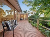 https://images.listonce.com.au/custom/160x/listings/17-lowan-avenue-templestowe-lower-vic-3107/077/01650077_img_12.jpg?xjMoizYKl-k