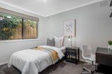 https://images.listonce.com.au/custom/160x/listings/17-lynwood-crescent-lower-plenty-vic-3093/980/01330980_img_10.jpg?0rID8NCp6M0