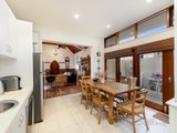 https://images.listonce.com.au/custom/160x/listings/17-lyons-street-newstead-vic-3462/175/00941175_img_04.jpg?wkFqXEY39jM