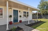 https://images.listonce.com.au/custom/160x/listings/17-mair-street-kyneton-vic-3444/200/01824200_img_02.jpg?34ddBZJ7tm0