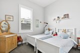 https://images.listonce.com.au/custom/160x/listings/17-margaret-street-rippleside-vic-3215/814/01722814_img_13.jpg?iw5ny6xve-4
