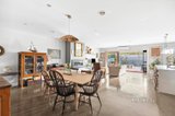 https://images.listonce.com.au/custom/160x/listings/17-margaret-street-rippleside-vic-3215/814/01722814_img_15.jpg?pprJ1Qi8y1Q