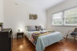 https://images.listonce.com.au/custom/160x/listings/17-martin-street-st-kilda-vic-3182/695/00754695_img_05.jpg?CKmxbABX54E