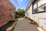 https://images.listonce.com.au/custom/160x/listings/17-masefield-avenue-mooroolbark-vic-3138/882/01989882_img_07.jpg?ov_Ribbamvk