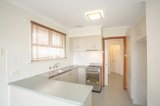 https://images.listonce.com.au/custom/160x/listings/17-mathilda-street-wendouree-vic-3355/086/01765086_img_06.jpg?hNkxEhGjg6c