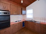 https://images.listonce.com.au/custom/160x/listings/17-meakin-street-east-geelong-vic-3219/373/01699373_img_04.jpg?Jrn4L9Cd6fM