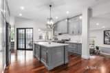 https://images.listonce.com.au/custom/160x/listings/17-monomeath-close-doncaster-east-vic-3109/303/01749303_img_07.jpg?5R7SqCvRUEU