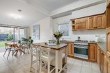 https://images.listonce.com.au/custom/160x/listings/17-morgan-street-carnegie-vic-3163/583/01425583_img_09.jpg?Yl5XfRXA1dY