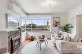 https://images.listonce.com.au/custom/160x/listings/17-morris-street-doncaster-vic-3108/264/01547264_img_03.jpg?a7toG2cblBo