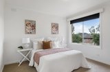 https://images.listonce.com.au/custom/160x/listings/17-morris-street-doncaster-vic-3108/264/01547264_img_09.jpg?oBEw9mWP1dU