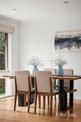 https://images.listonce.com.au/custom/160x/listings/17-murrac-street-coldstream-vic-3770/445/01978445_img_05.jpg?MPo5o_m9Cb4