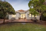 https://images.listonce.com.au/custom/160x/listings/17-narrak-road-balwyn-vic-3103/054/01723054_img_16.jpg?eORQuiq2HmE