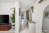 https://images.listonce.com.au/custom/160x/listings/17-oban-street-south-yarra-vic-3141/498/01748498_img_04.jpg?MKpaZS6vUFw