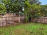 https://images.listonce.com.au/custom/160x/listings/17-oliver-avenue-blackburn-vic-3130/379/00986379_img_09.jpg?Kj7UCambhMI