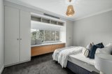 https://images.listonce.com.au/custom/160x/listings/17-oshannessy-street-nunawading-vic-3131/001/01395001_img_08.jpg?-VBHPdrntAM