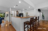 https://images.listonce.com.au/custom/160x/listings/17-owen-street-mitcham-vic-3132/505/01985505_img_06.jpg?ZVMBTZSm0iY