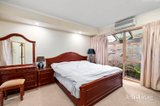 https://images.listonce.com.au/custom/160x/listings/17-panoramic-grove-glen-waverley-vic-3150/821/01891821_img_09.jpg?V4vwKT4_uzw