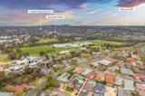 https://images.listonce.com.au/custom/160x/listings/17-parkview-terrace-chirnside-park-vic-3116/148/01812148_img_24.jpg?pHcAnYmf3u0