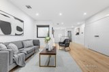 https://images.listonce.com.au/custom/160x/listings/17-pine-way-doncaster-east-vic-3109/247/01504247_img_10.jpg?_lnn2LNZLEE