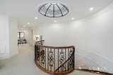 https://images.listonce.com.au/custom/160x/listings/17-pineda-court-glen-waverley-vic-3150/294/01771294_img_11.jpg?rUMFcFY_PU0