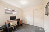 https://images.listonce.com.au/custom/160x/listings/17-pleasant-street-kilsyth-vic-3137/415/01831415_img_08.jpg?xT08gwnRQPc