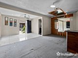 https://images.listonce.com.au/custom/160x/listings/17-plumer-street-croydon-vic-3136/046/01526046_img_12.jpg?p7qUqJq5Ojo